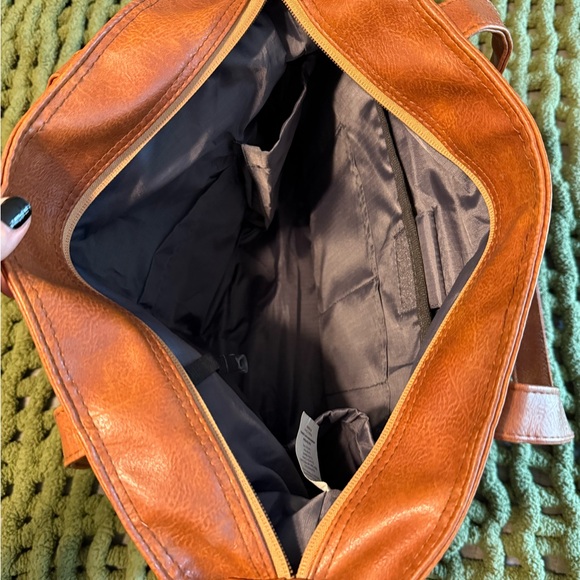 Simply Modern Vegan Leather Tote - Picture 7 of 12